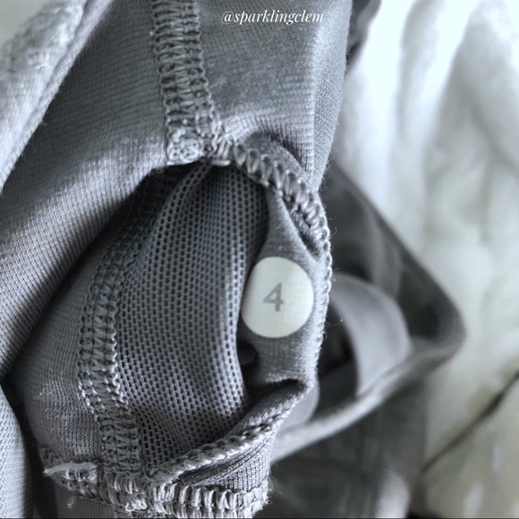 Lululemon tank criss-cross back w shelf bra+pads - Picture 4 of 6